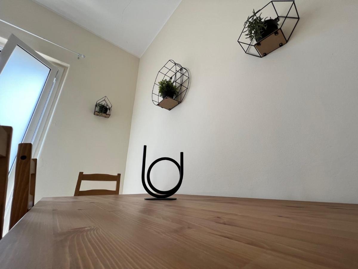 Apartment Zinbi's House